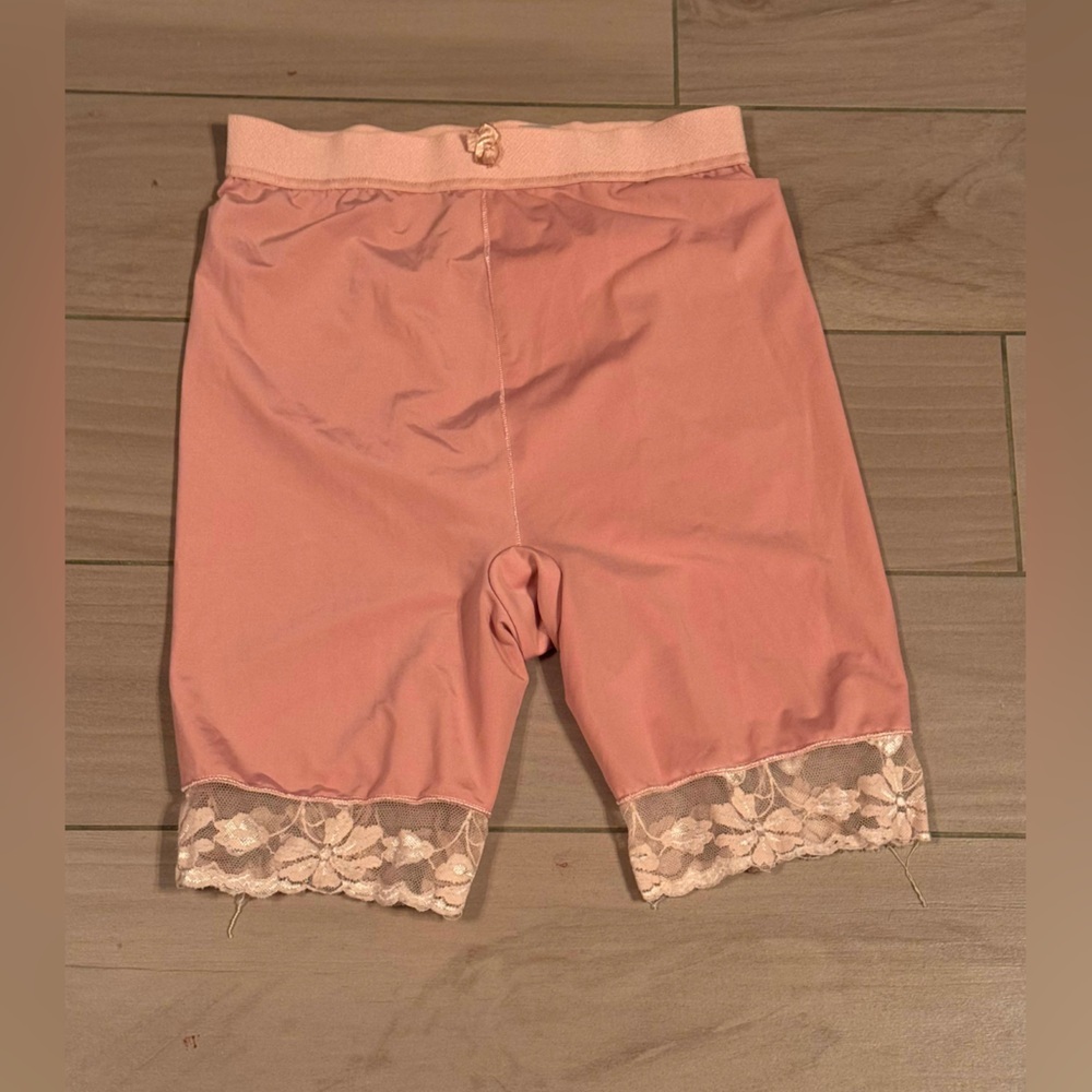 Pink Lace Trim Women's Shorts MEDIUM